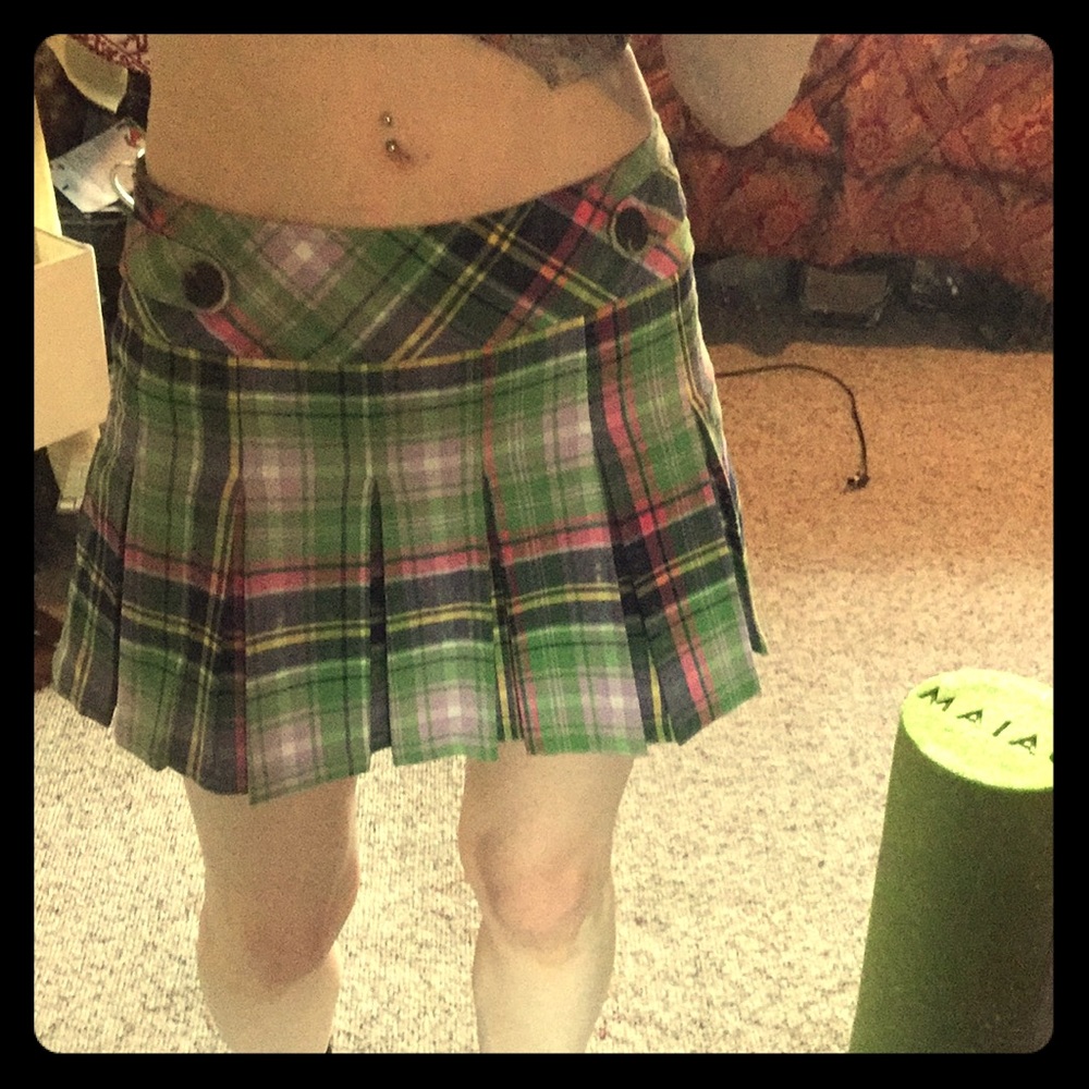 Cherokee brand plaid Skort